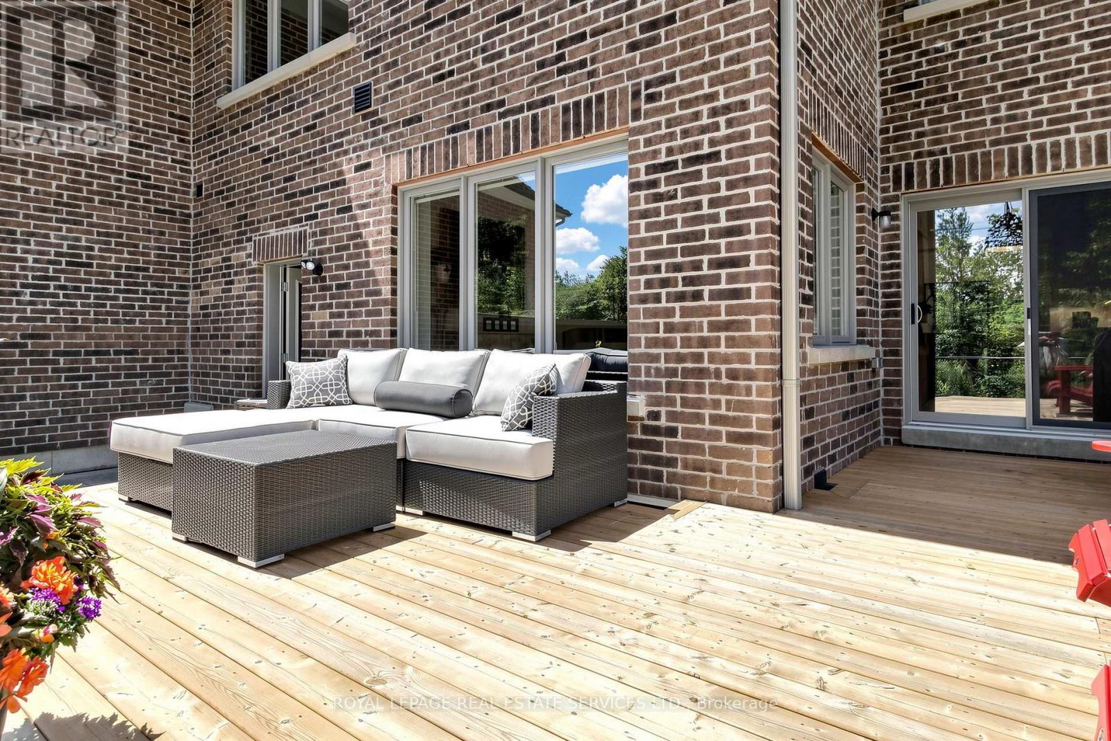 19 SUMMERBEAM WAY - 41
