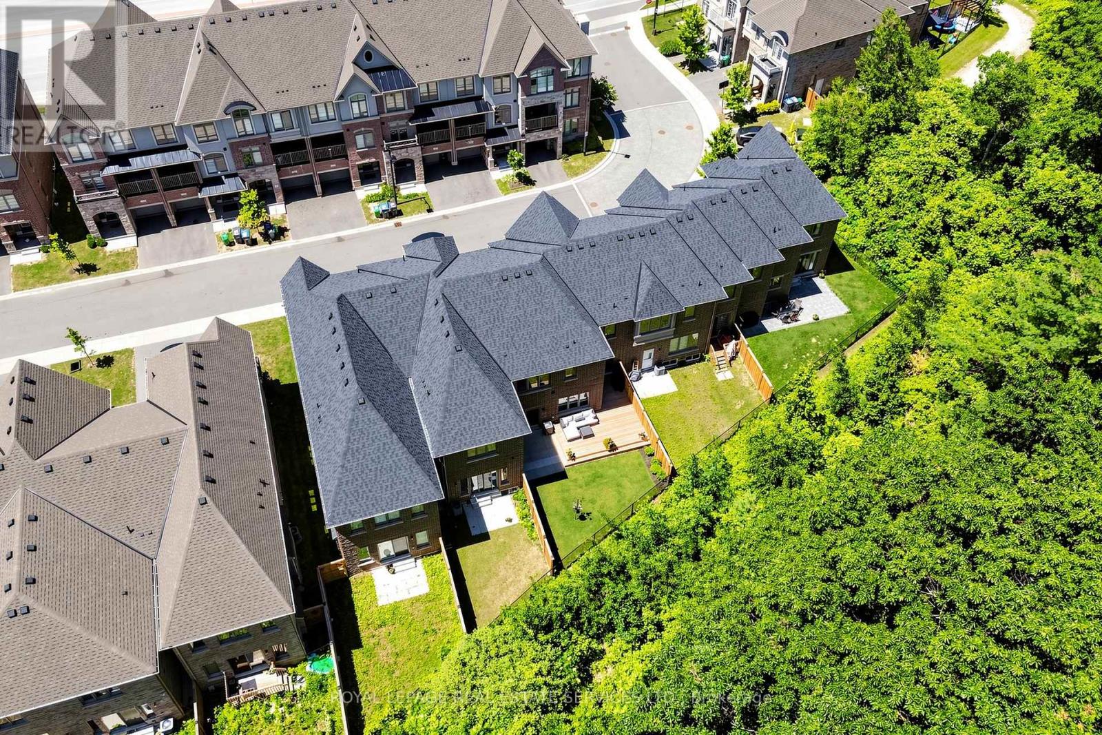 19 SUMMERBEAM WAY - 47
