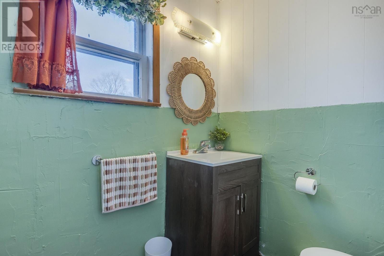 1278 Crisp Road - 14