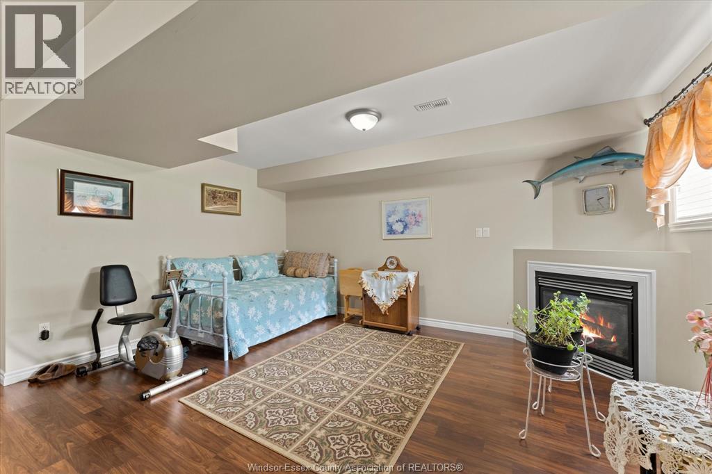 11865 ROCKLAND - 24