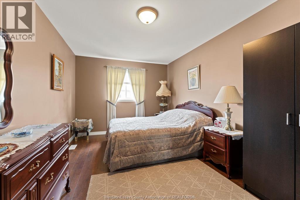 11865 ROCKLAND - 17