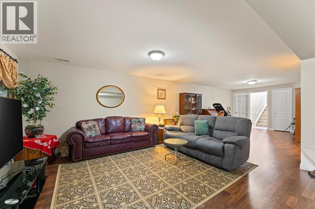 11865 ROCKLAND - 23