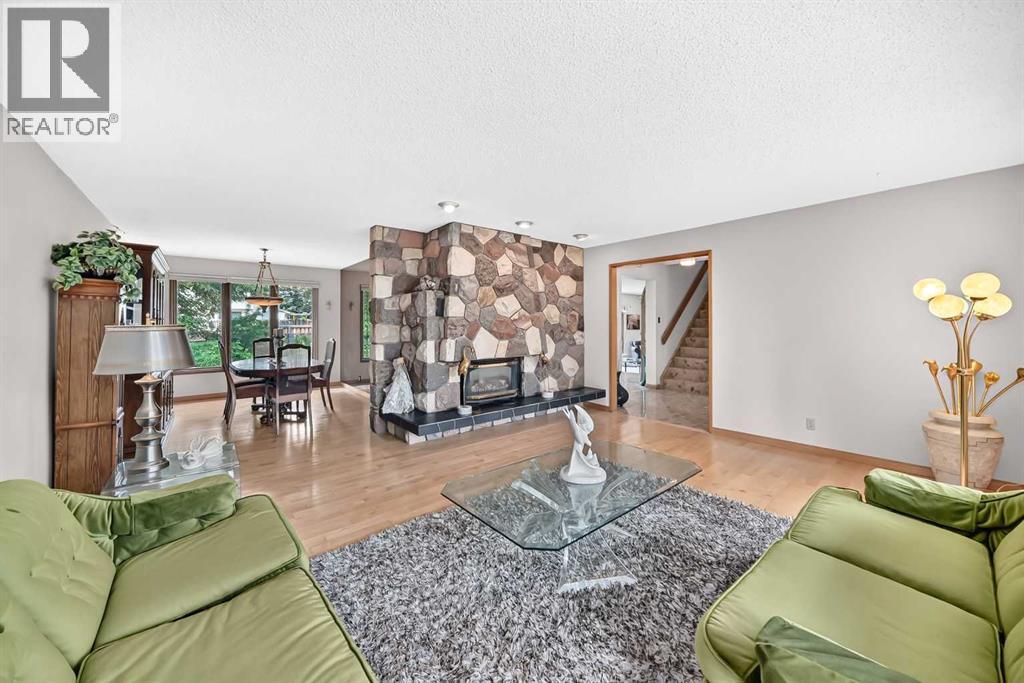 3407 50 Street NW - 15