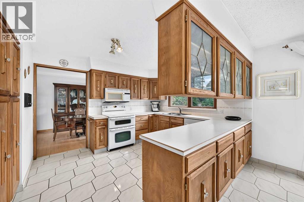 3407 50 Street NW - 3