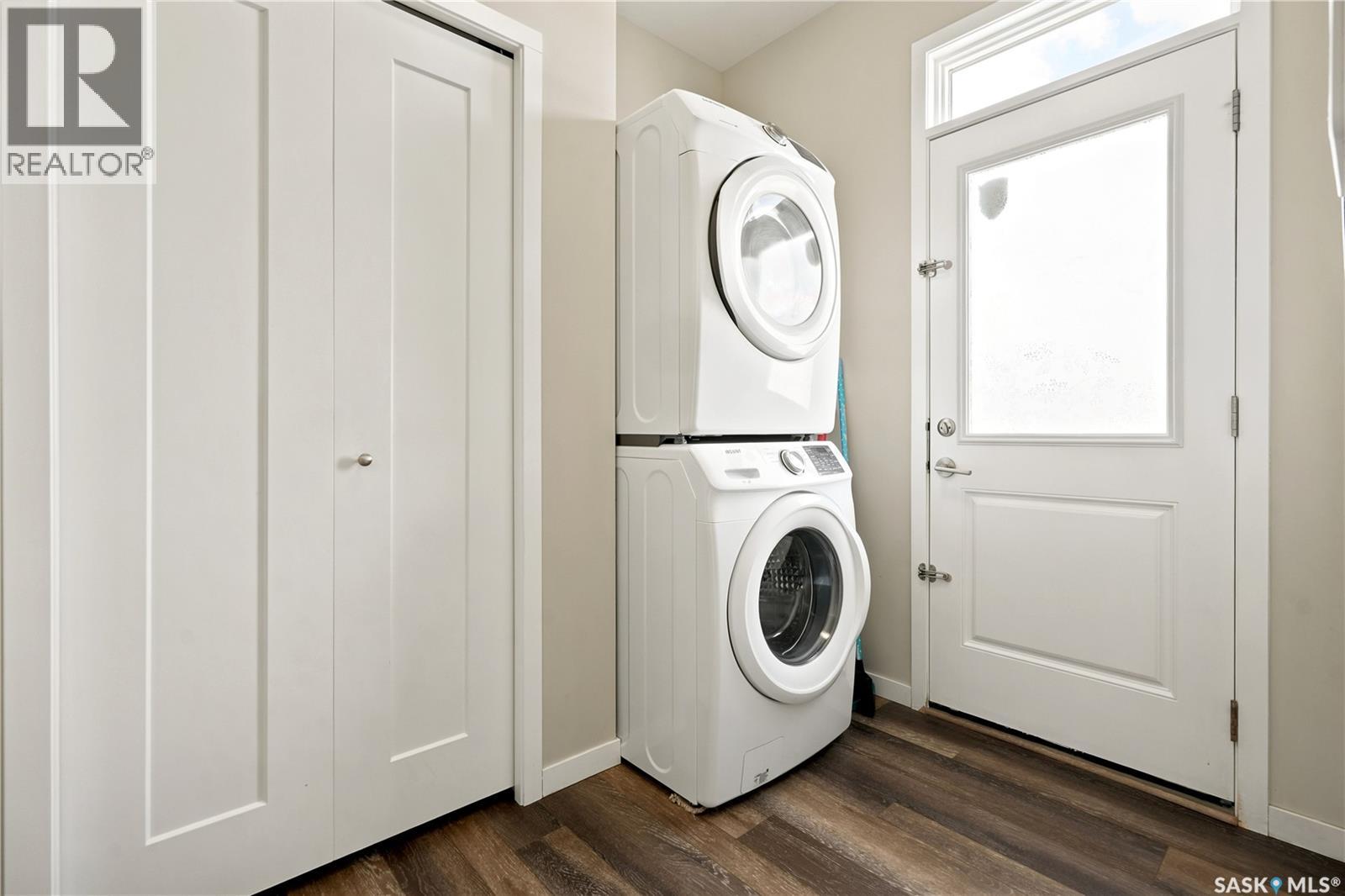 3242 Chuka BOULEVARD — photo 18