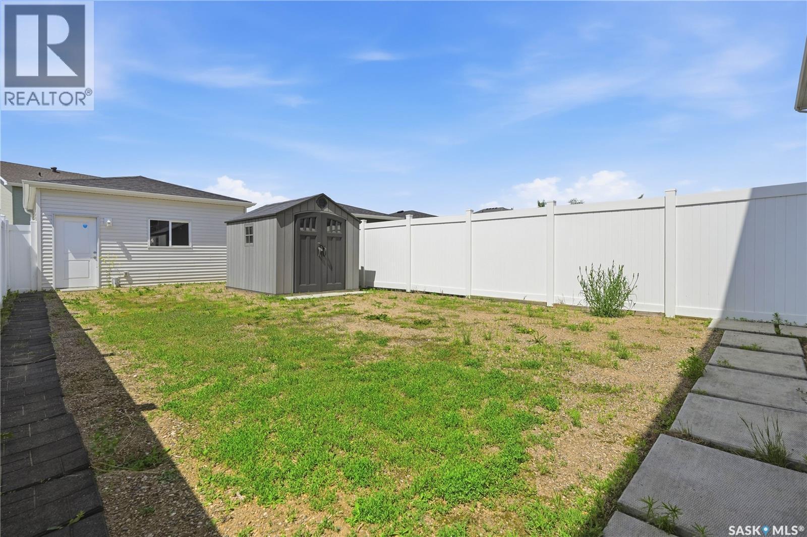 3242 Chuka BOULEVARD — photo 40