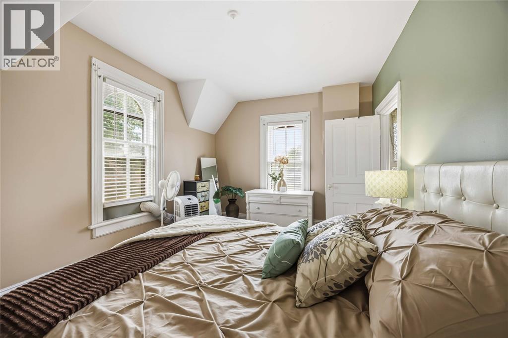 6752 Camlachie ROAD - 18
