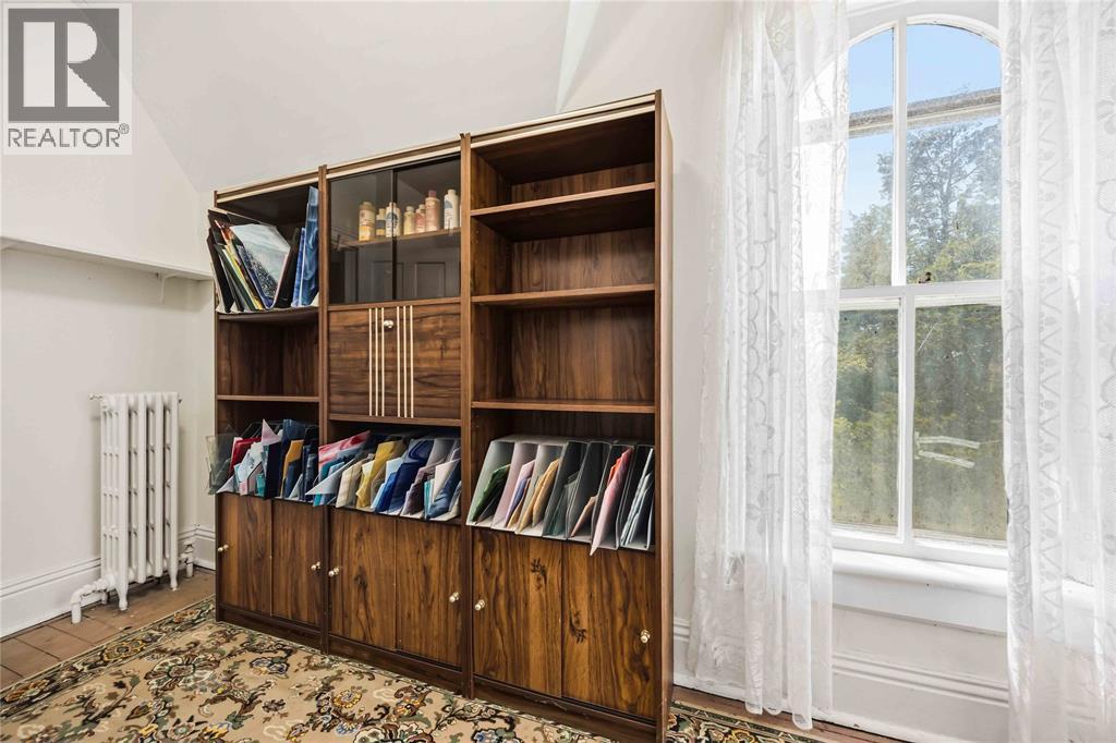 6752 Camlachie ROAD - 22