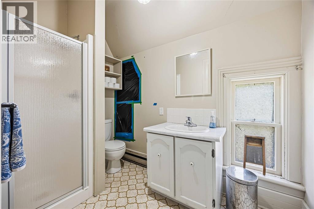 6752 Camlachie ROAD - 23