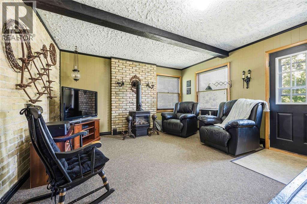 6752 Camlachie ROAD - 29