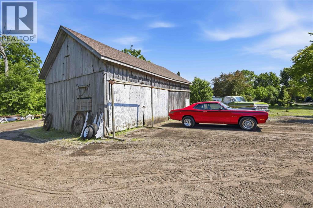 6752 Camlachie ROAD - 38