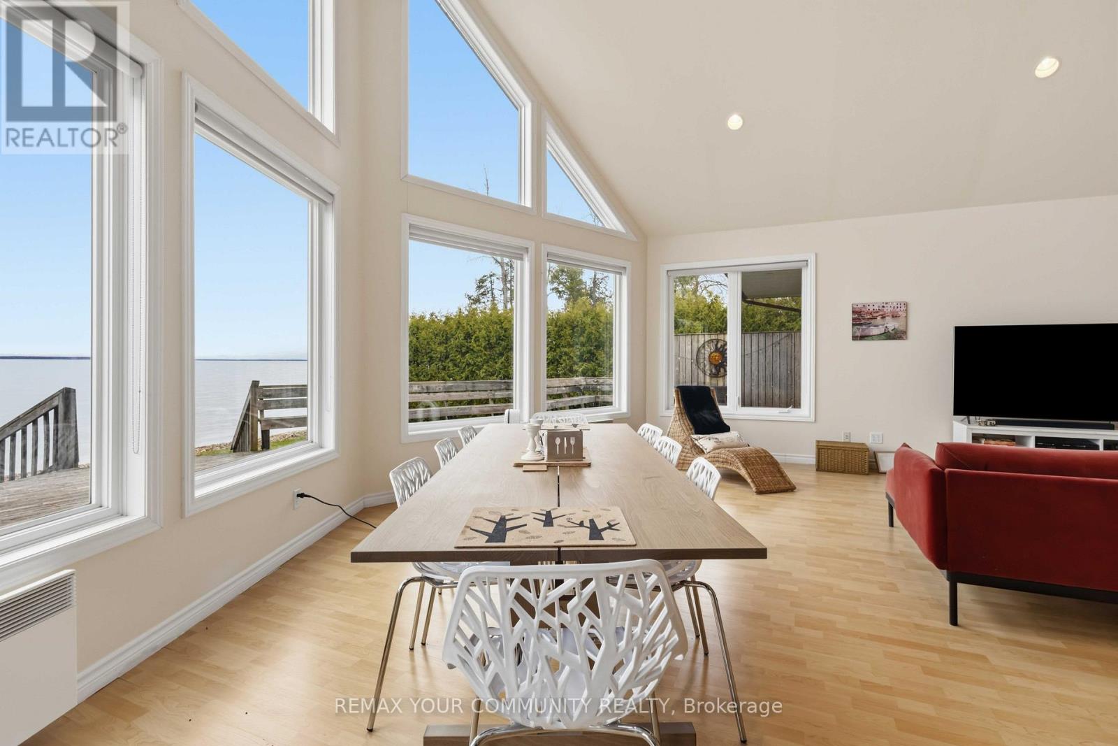 1082 LOON ROAD - 8