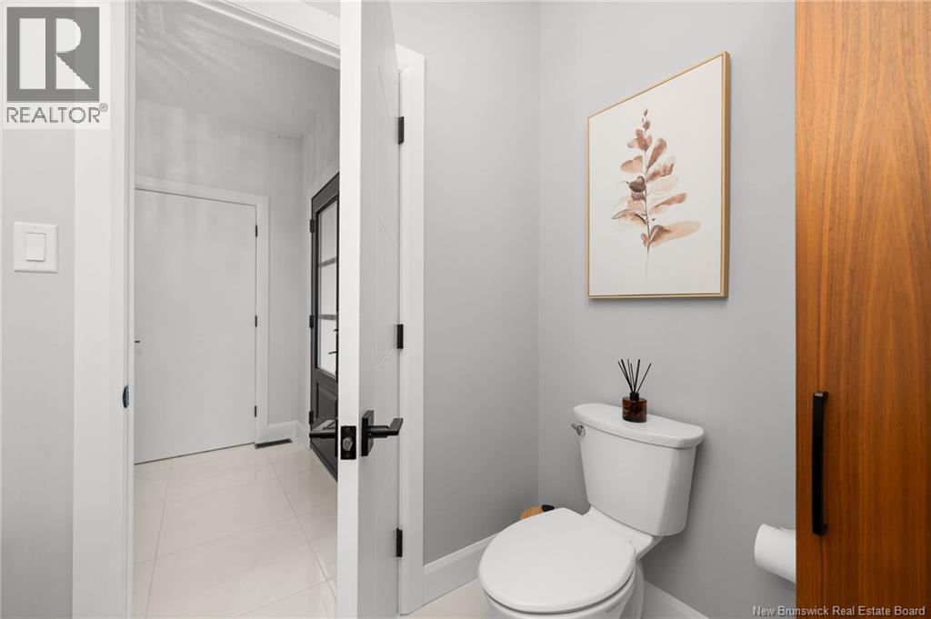18 London Lane - Image 4