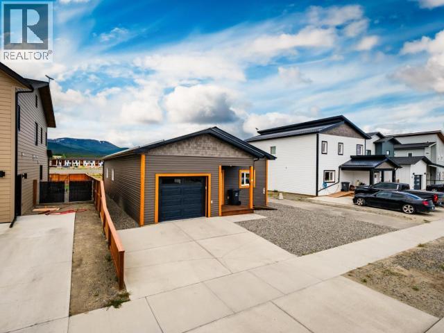44 EUGENE AVENUE, Whitehorse — photo 3