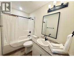 328b Boutin Avenue, Hinton, AB T7V0B4 Photo 14