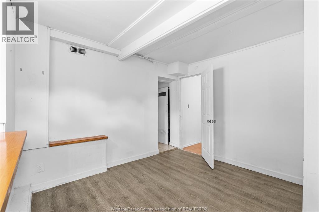 722 BRANT STREET - 12