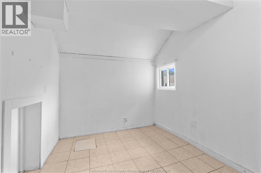 722 BRANT STREET - 15