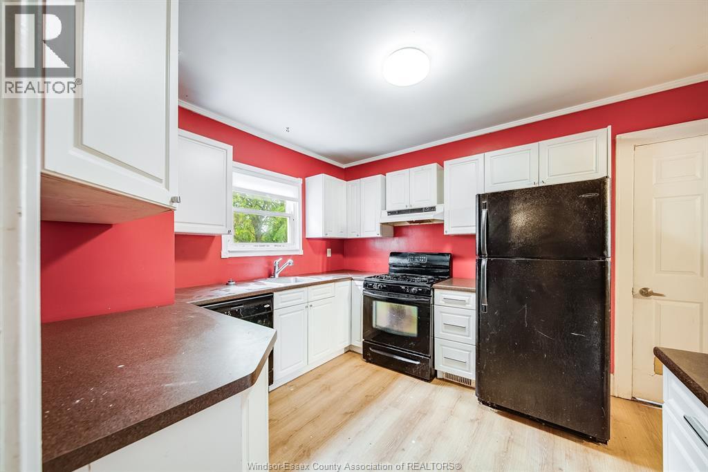 1282 GEORGE AVENUE - 12