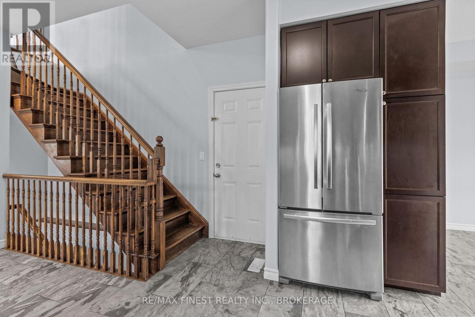 893 ASCOT LANE - 14