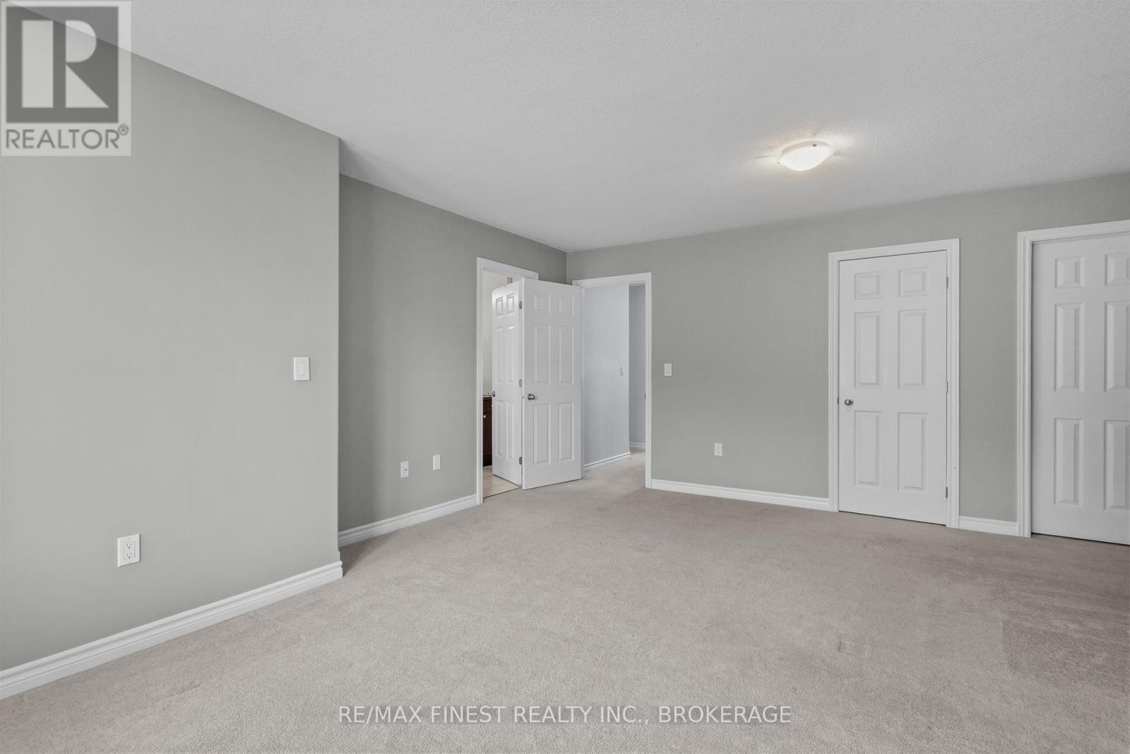 893 ASCOT LANE - 17