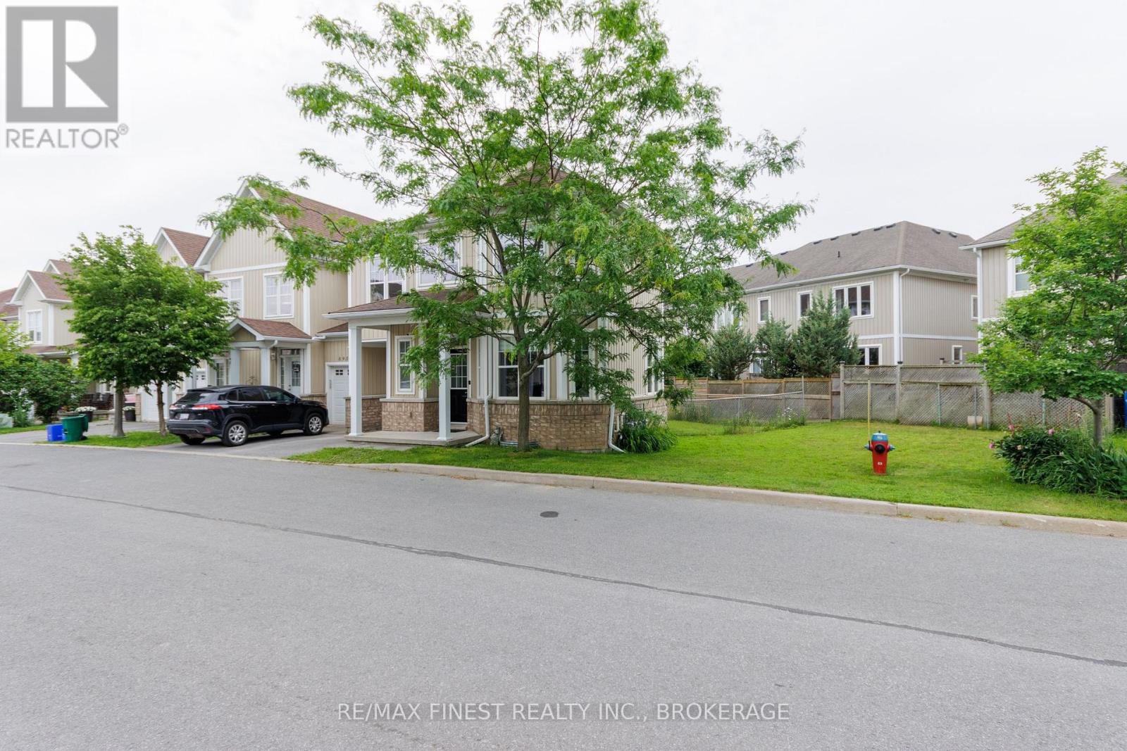 893 ASCOT LANE - 29