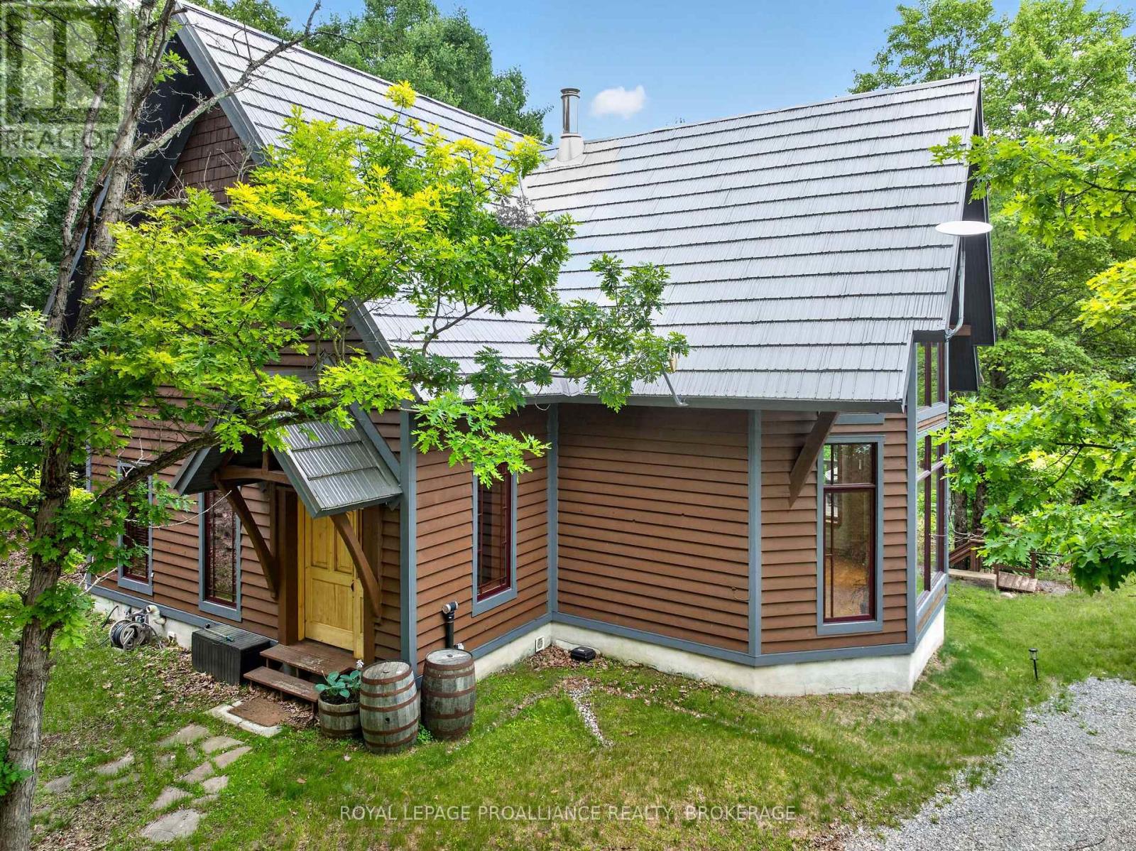 488 GULL CREEK LANE - 3