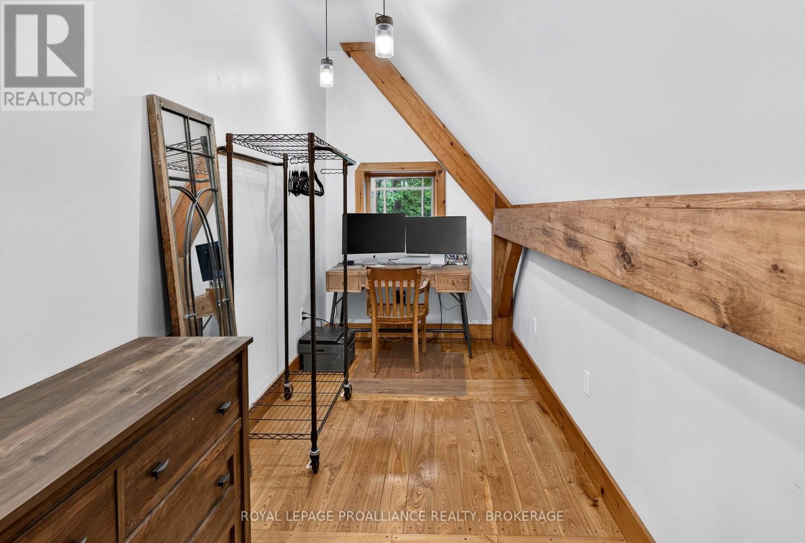 488 GULL CREEK LANE - 34