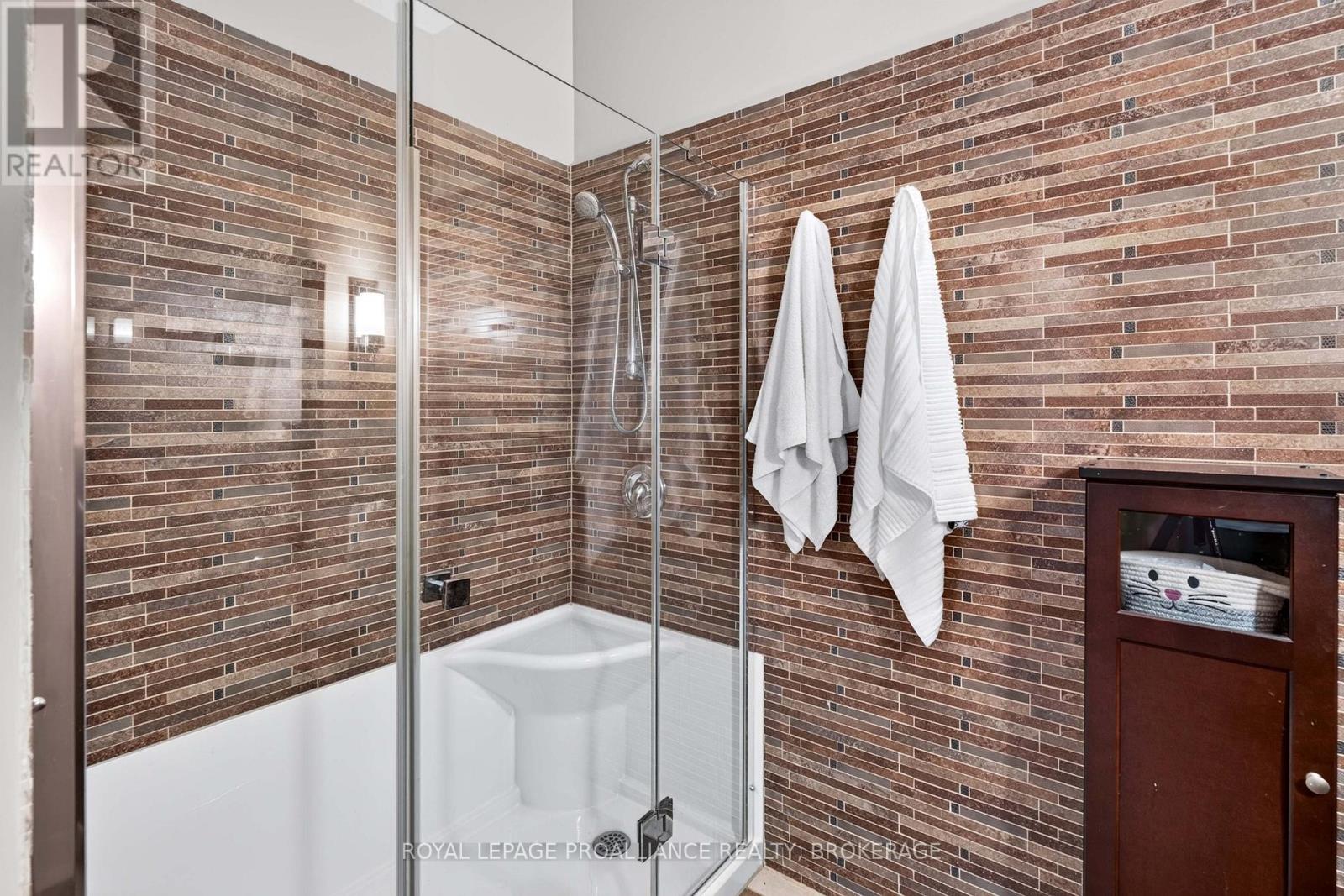 488 GULL CREEK LANE - 36
