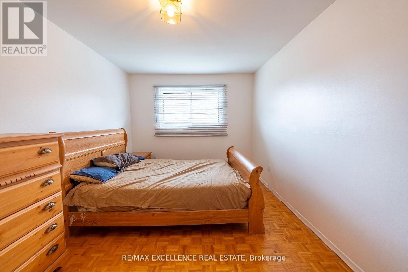 144 ABELL DRIVE - 21