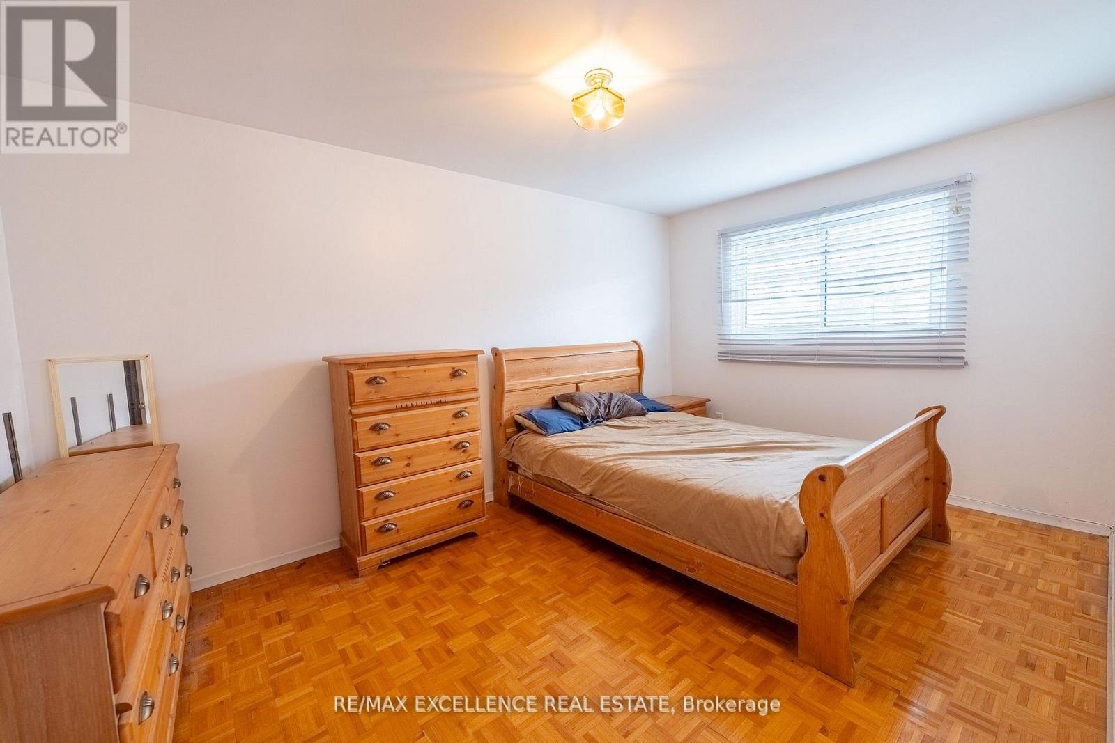 144 ABELL DRIVE - 20