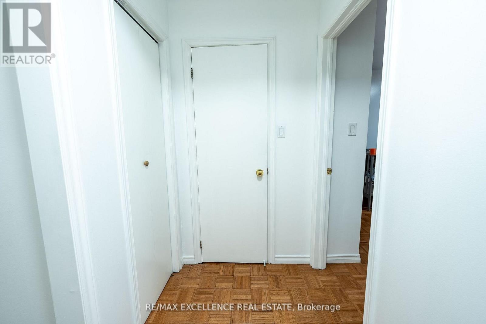 144 ABELL DRIVE - 36