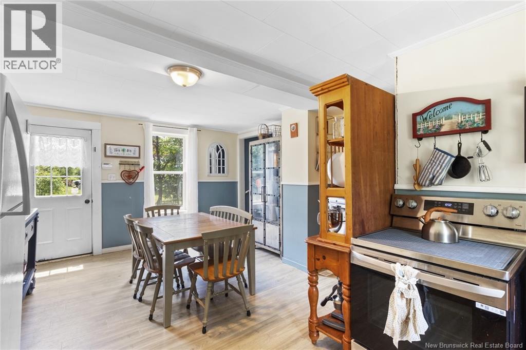 72 McLeod Ave - Image 18