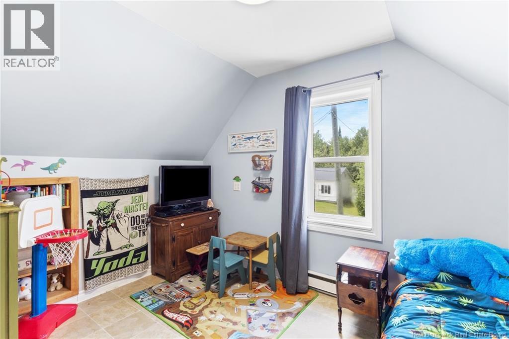 72 McLeod Ave - Image 26