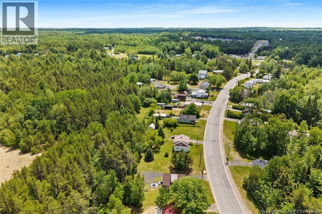 72 McLeod Ave - Image 38
