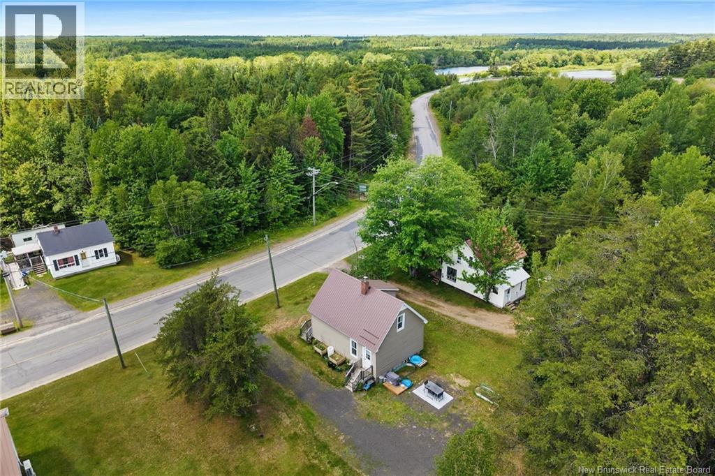 72 McLeod Ave - 5