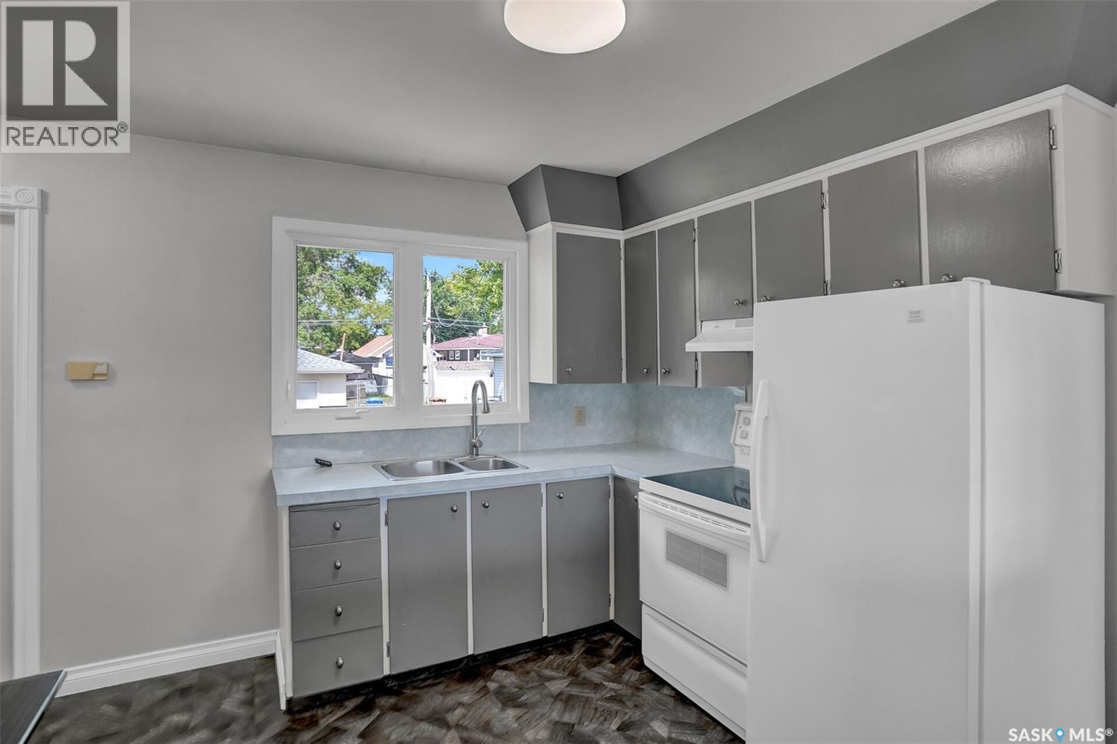 1110 Reynolds STREET — photo 12