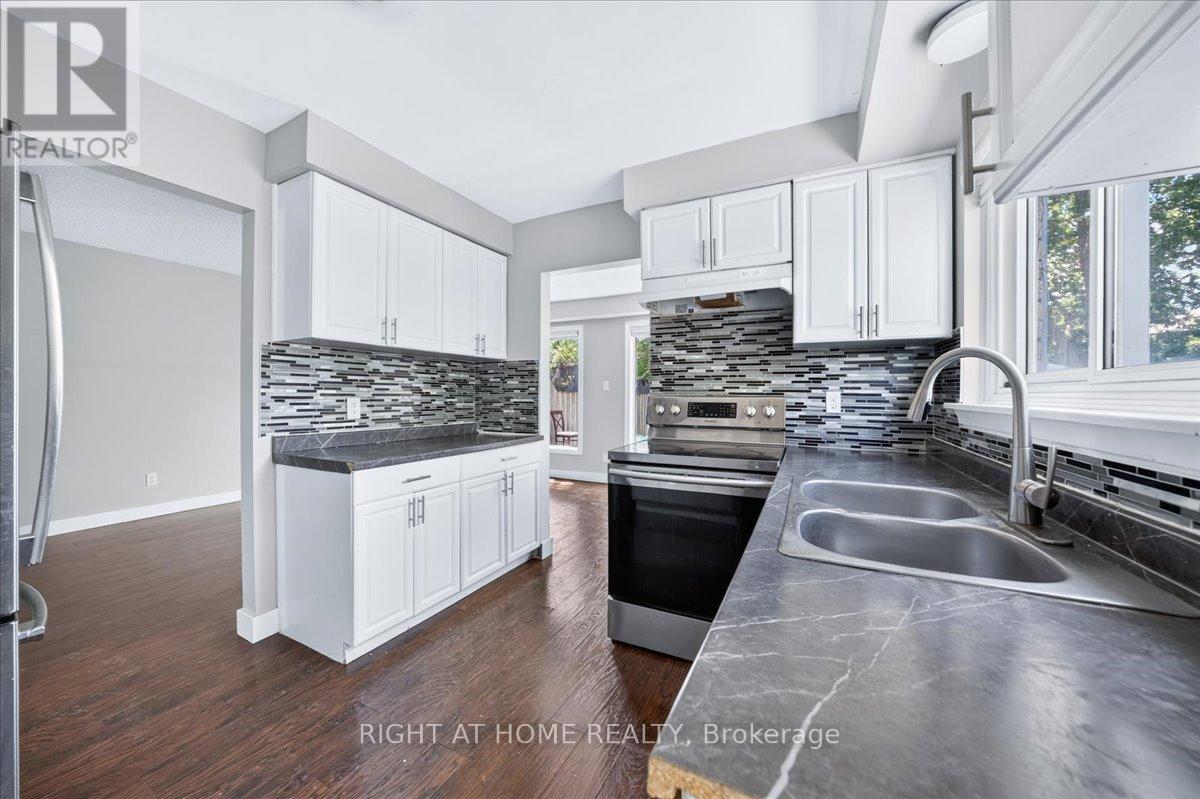 1087 VENUS CRESCENT - 11