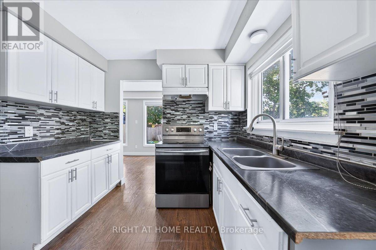 1087 VENUS CRESCENT - 12
