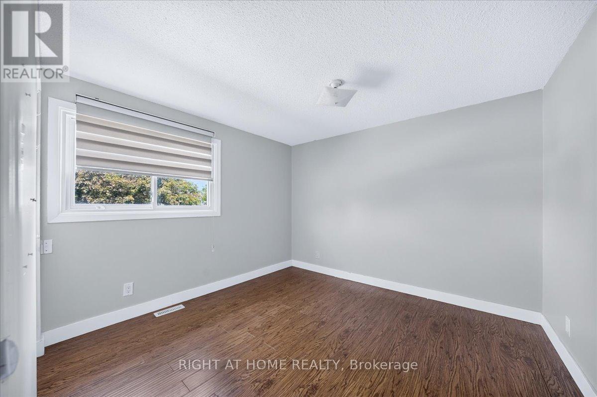1087 VENUS CRESCENT - 15
