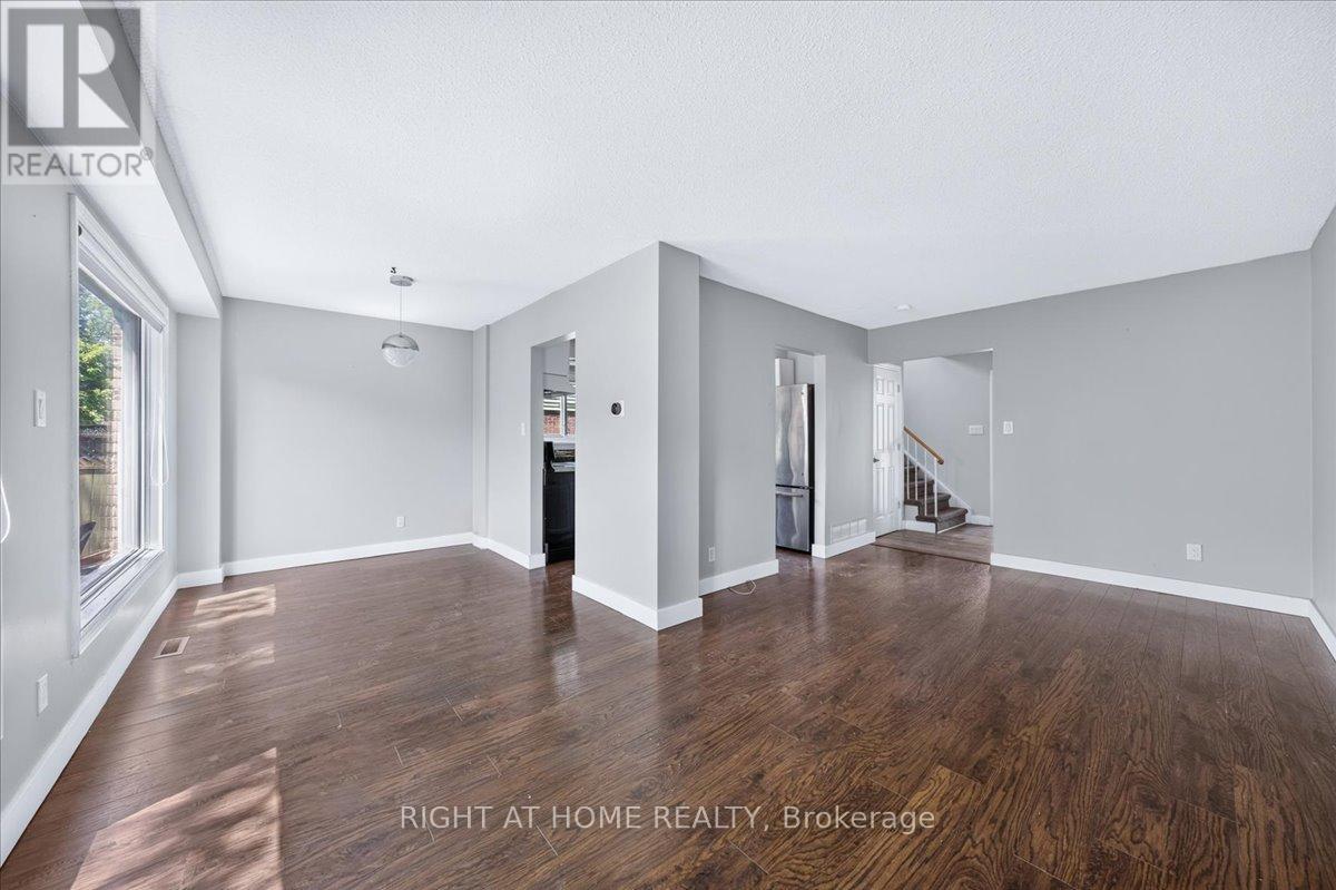 1087 VENUS CRESCENT - 8