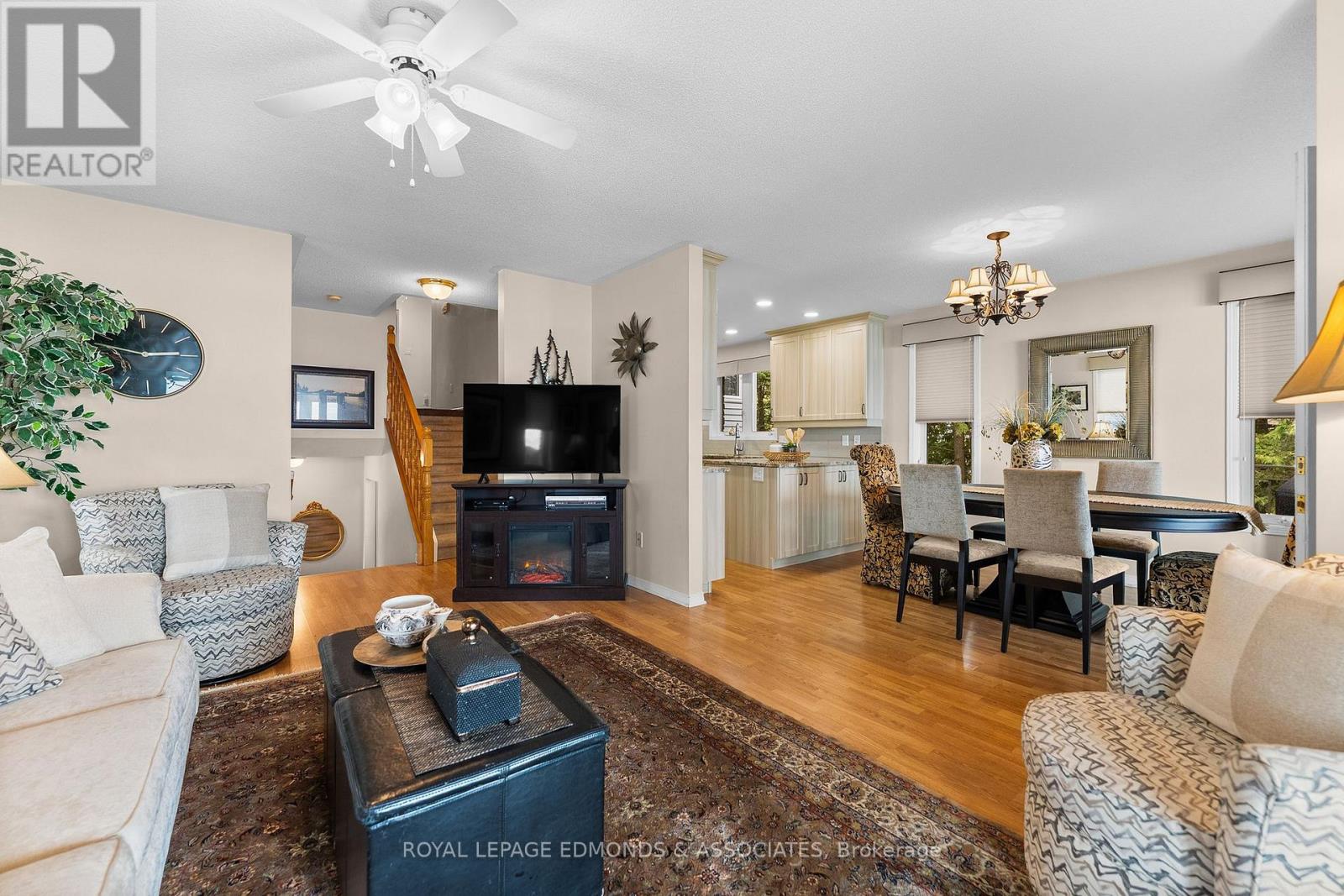 907 CEDAR LANE - 10