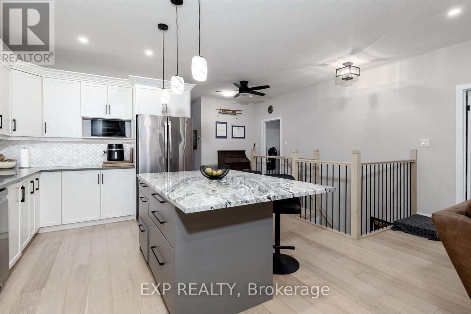 #31 4700 HAMILTON ROAD - 11