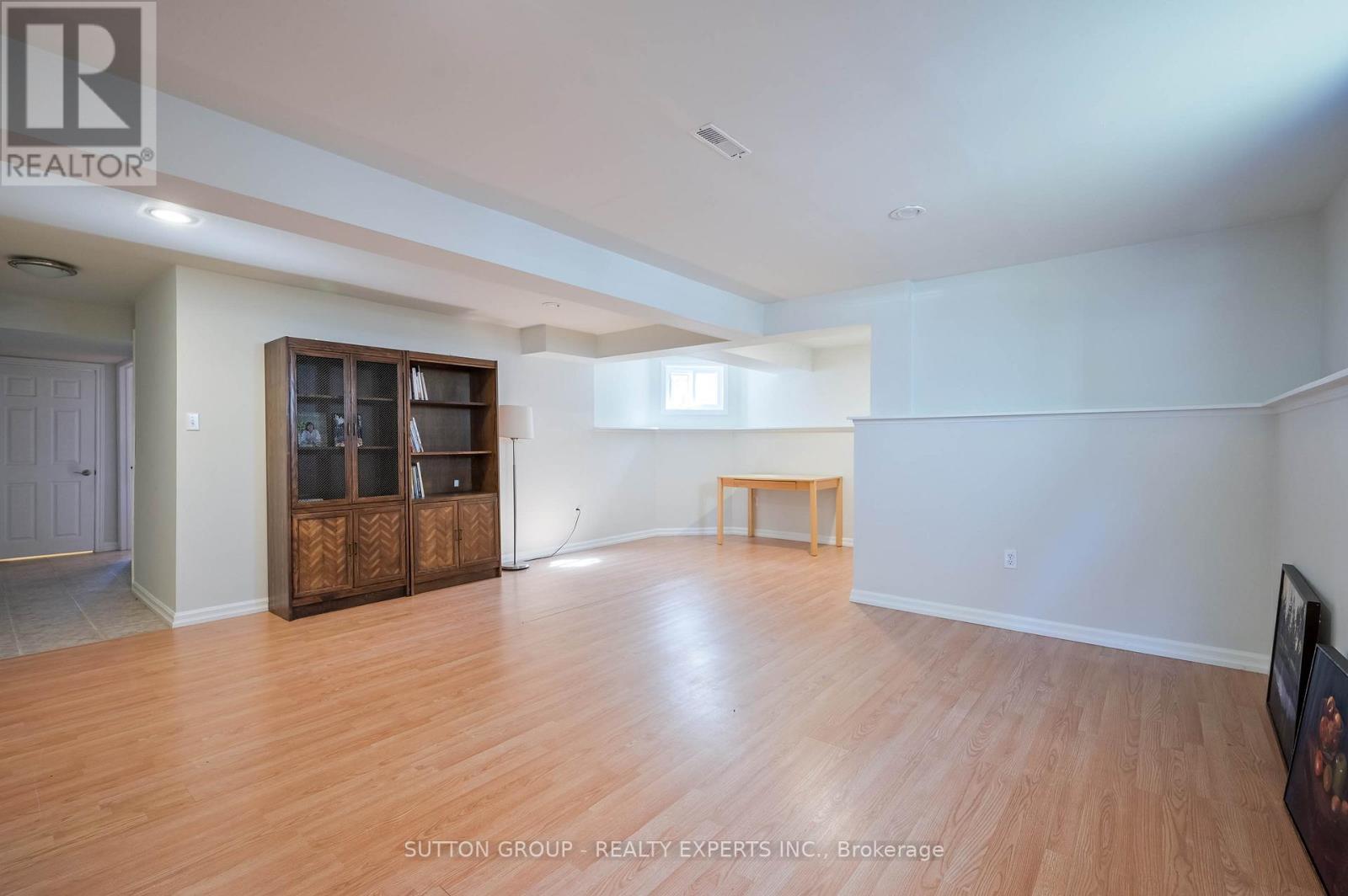 12 LANGEVIN DRIVE - 29
