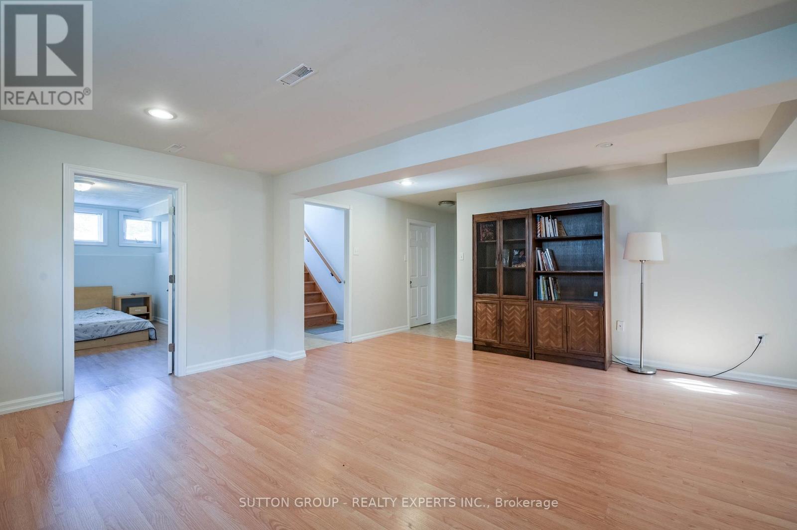 12 LANGEVIN DRIVE - 32