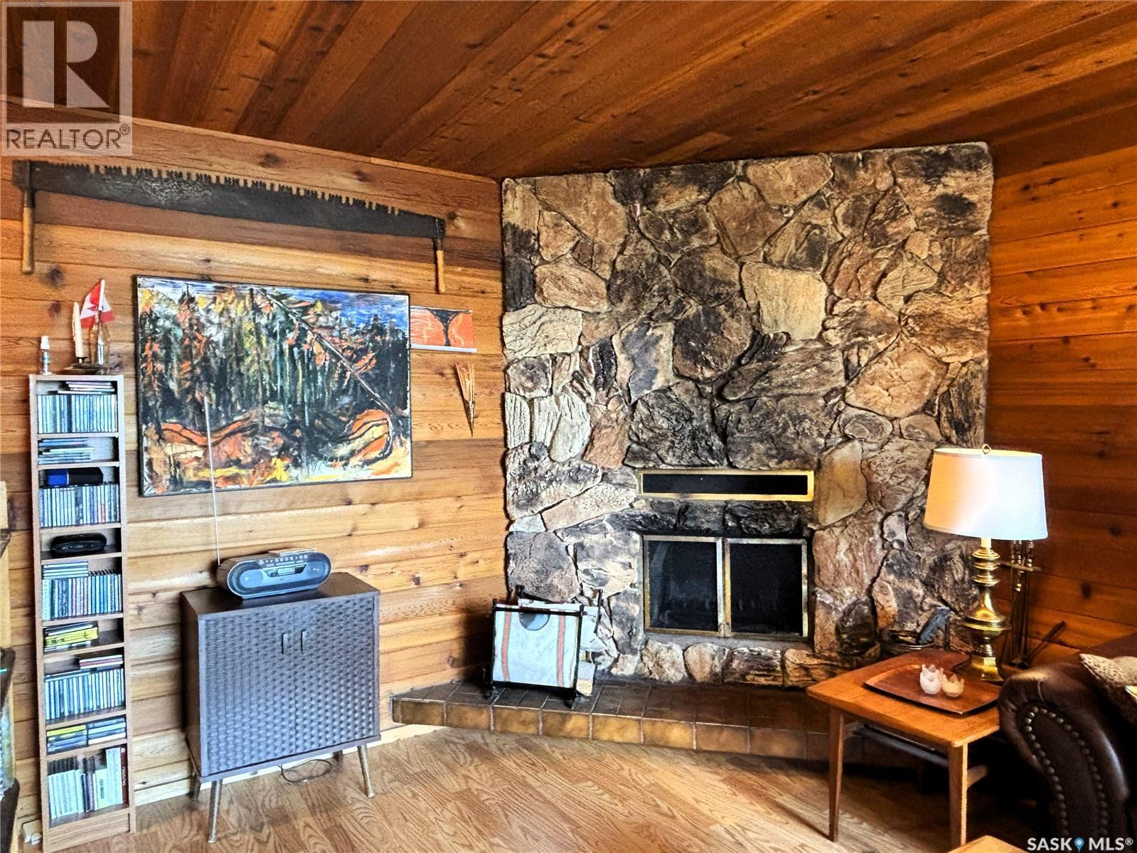 266 Neis DRIVE - 18