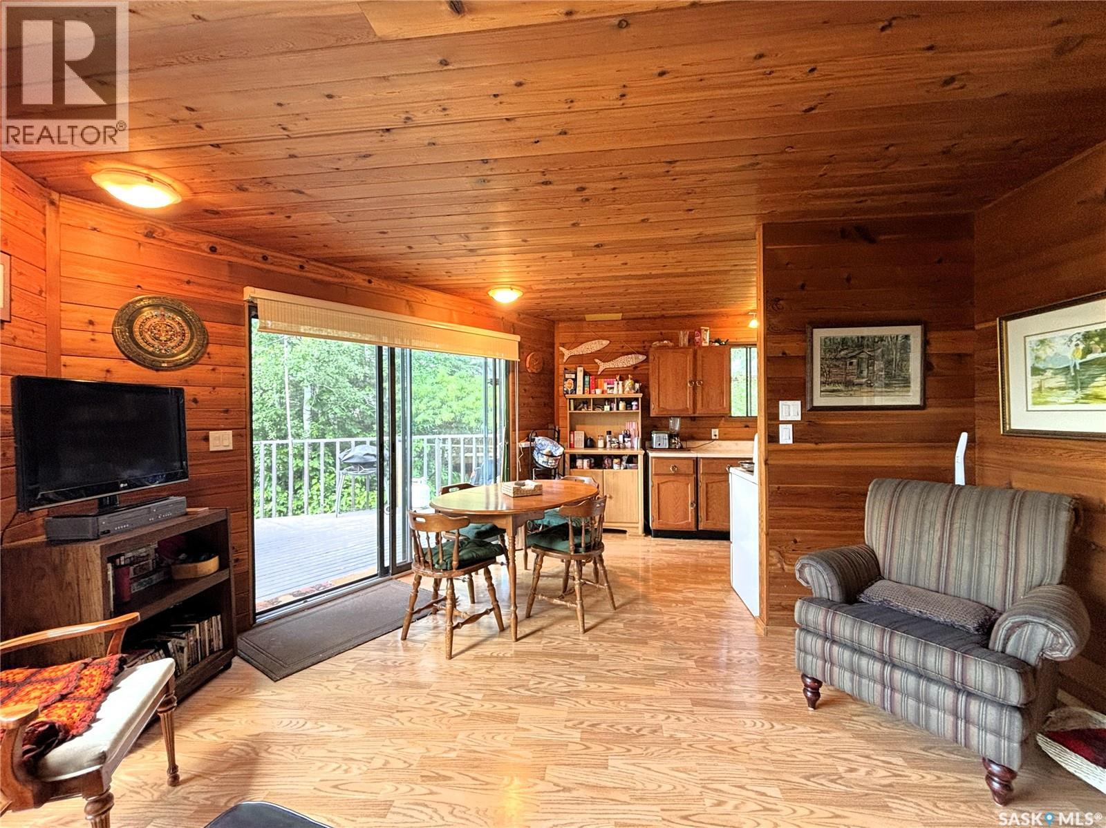 266 Neis DRIVE - 17
