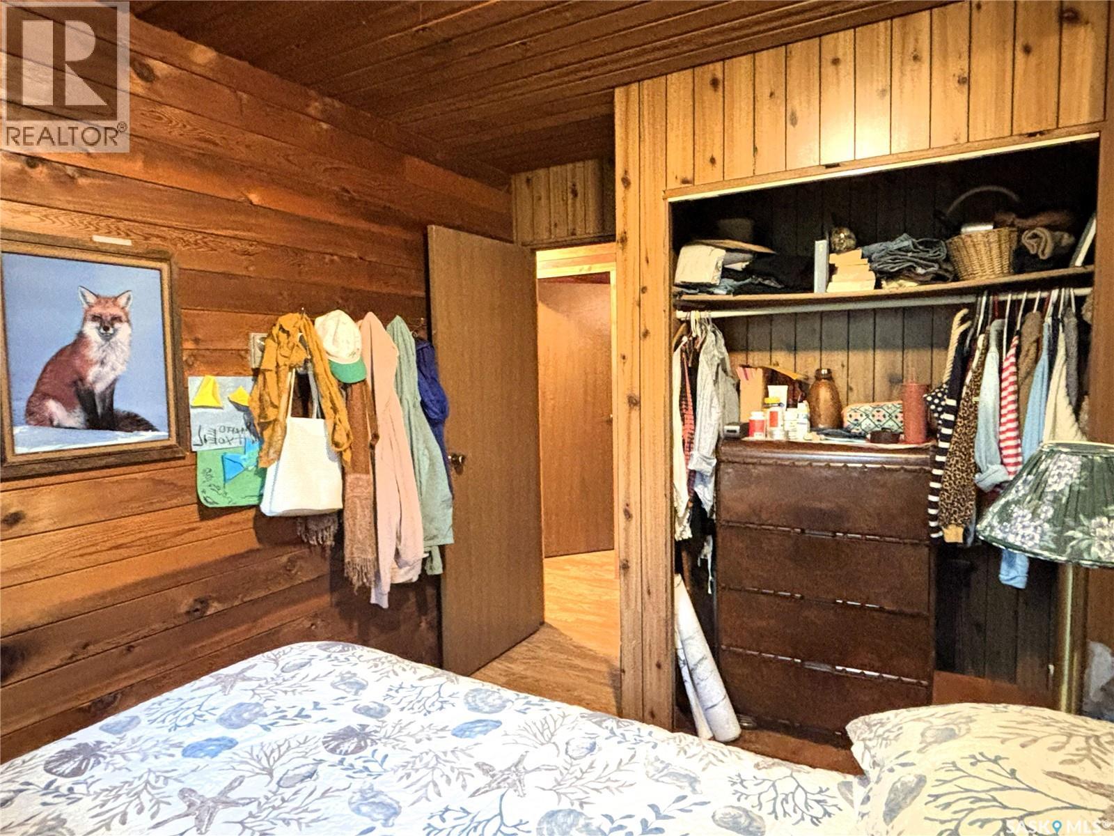 266 Neis DRIVE - 24