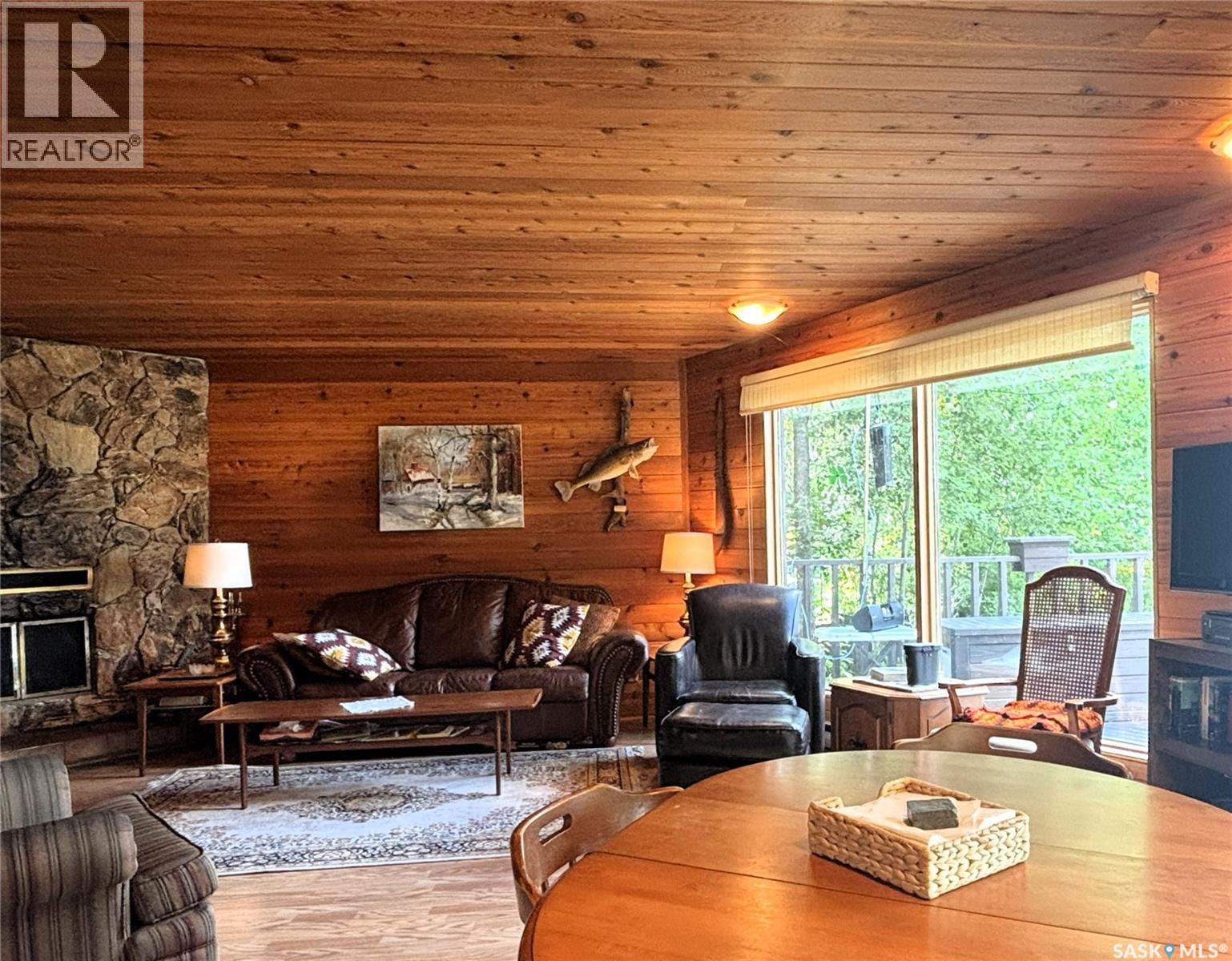 266 Neis DRIVE - 21