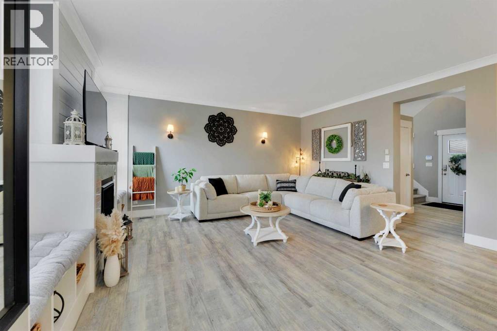 367 Lancaster Drive — photo 17