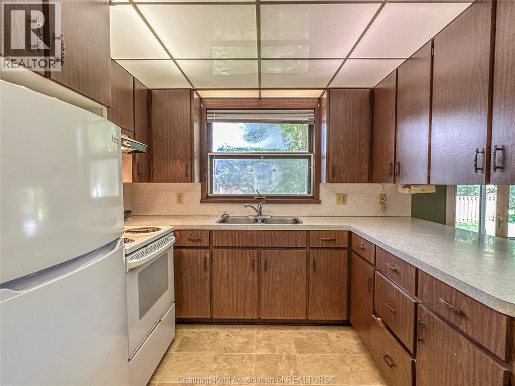 157 Little STREET South - 8